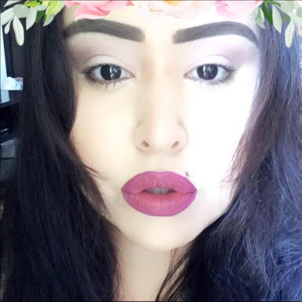 Meet your Posher, Andrea